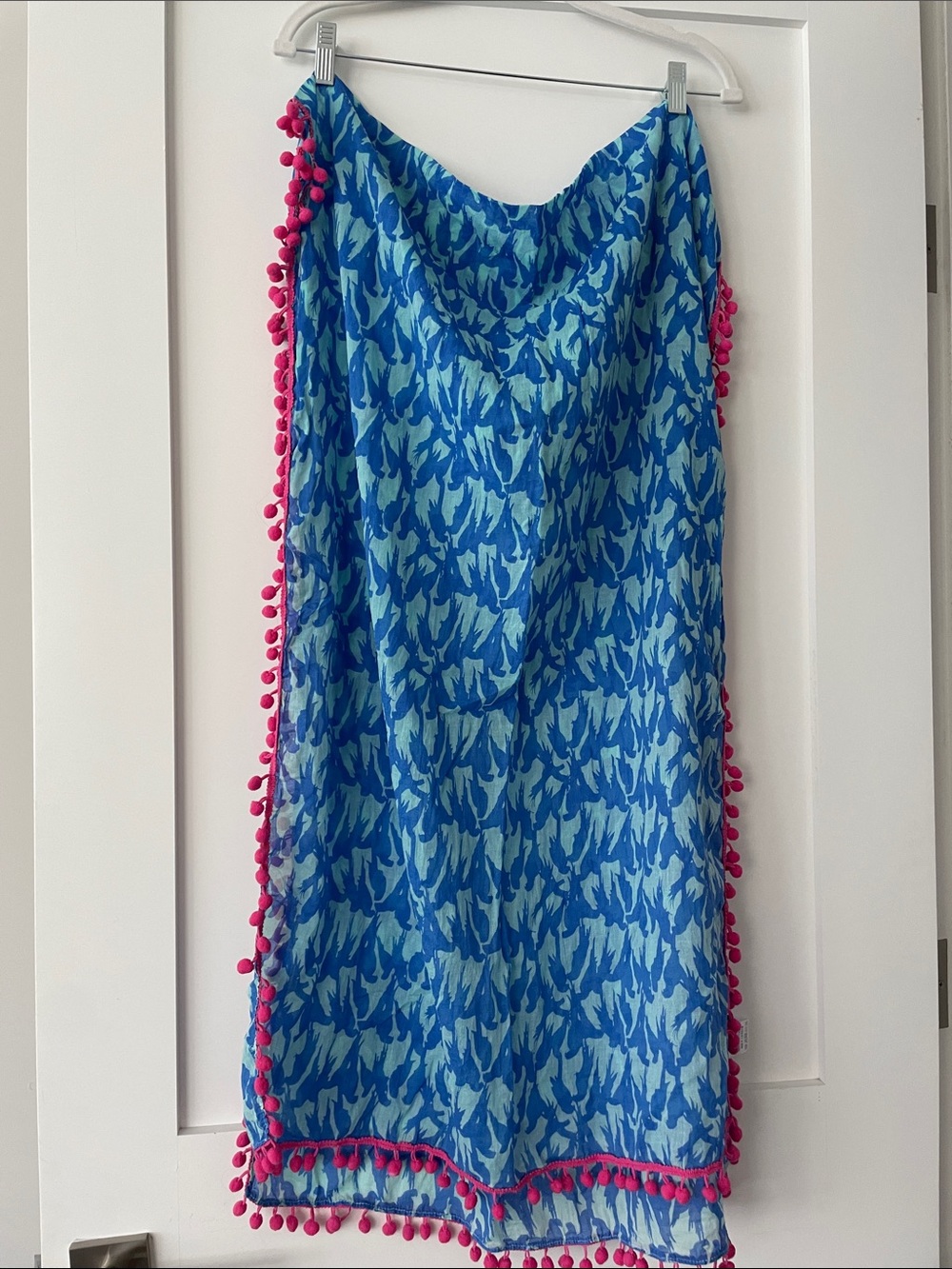 Vineyard Vines Cotton Blue Patterned Scarf/ Wrap with Pink Pom Trim